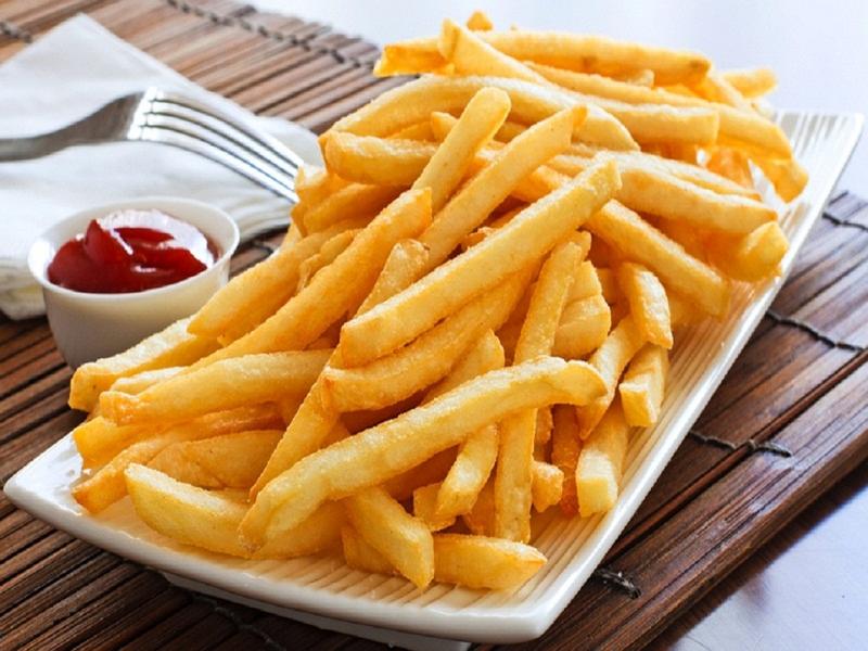CHIÊN KHOAI TÂY BẰNG NỒI CHIÊN KHÔNG DẦU