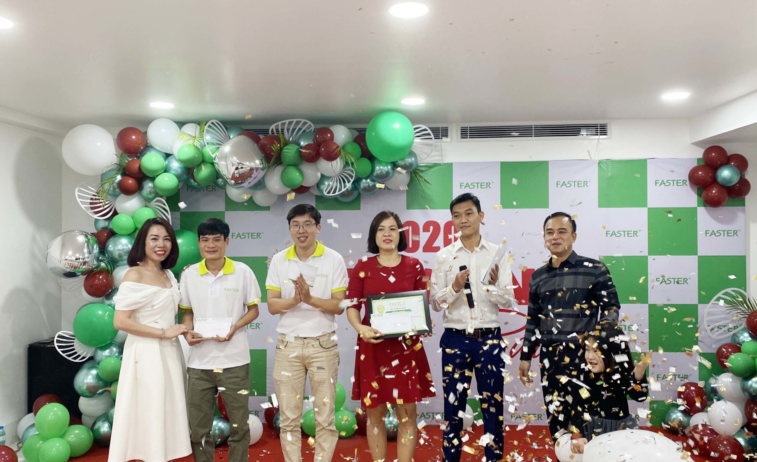 FASTER TỔ CHỨC BUỔI TỔNG KẾT CUỐI NĂM 2020