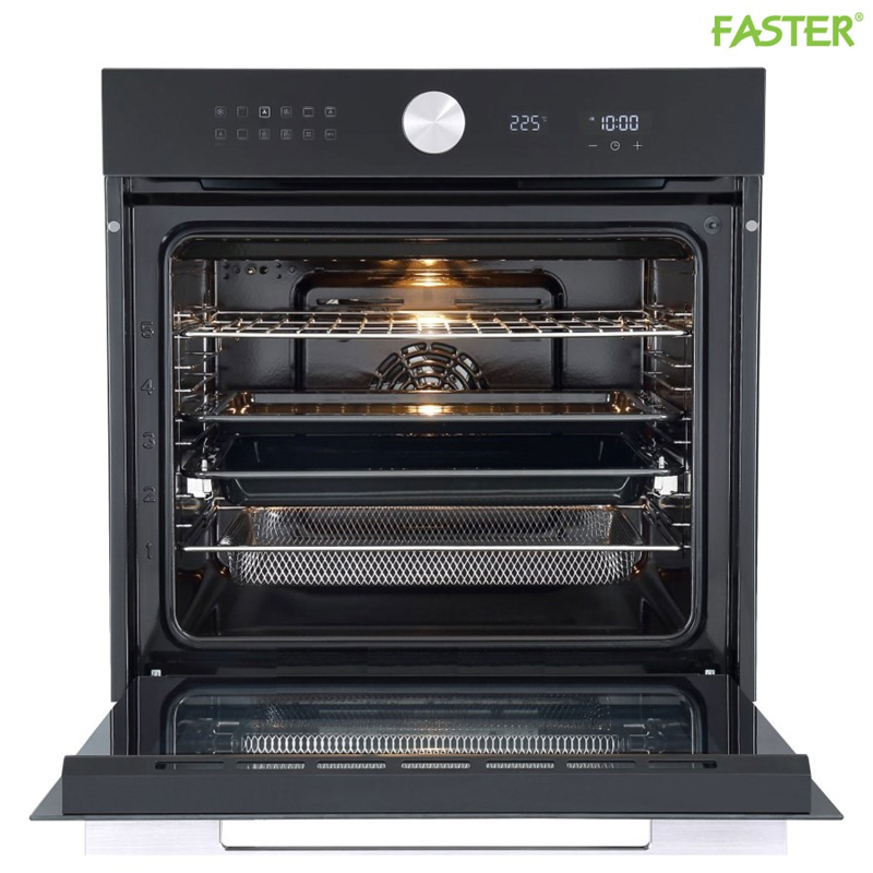 Làm nóng lò để nướng gà nướng nguyên con