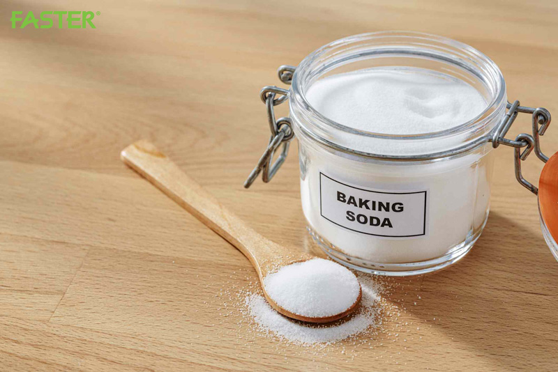Vệ sinh máy hút mùi với Baking soda